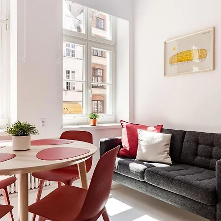 Viu Apartament Straganiarska 格但斯克